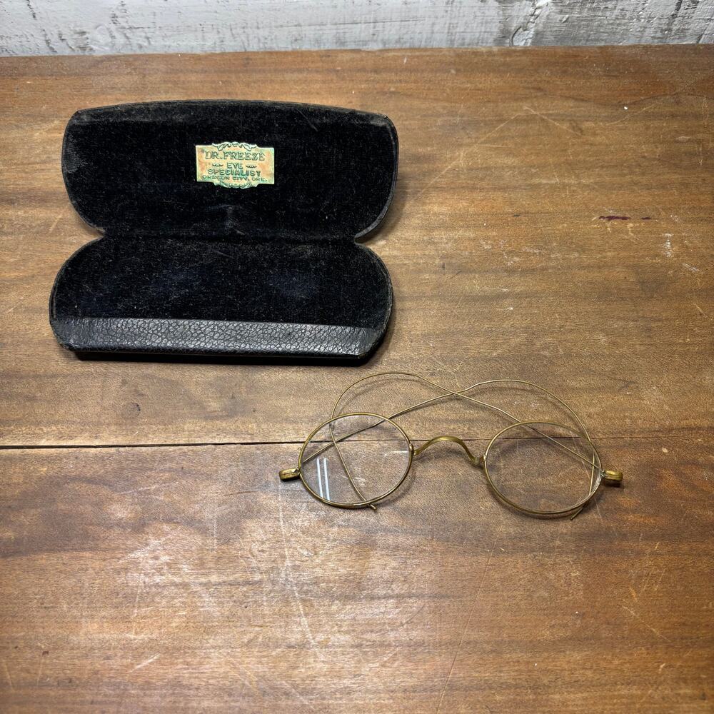 Antique Gold Wire Spectacles with Dr. Freeze Case